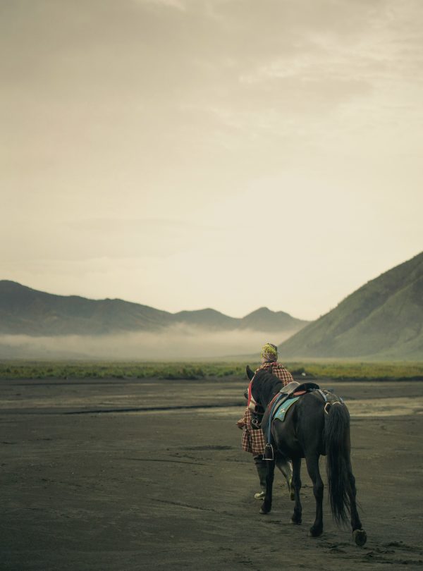 farel-yesha-1GbrR5WD3X4-unsplash